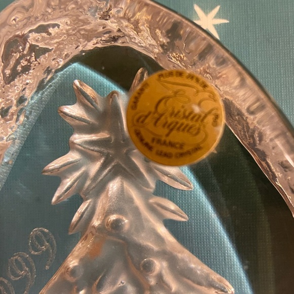Cristal D’Arques France Christmas Paper Weight Dated 1999 (DS) - Picture 6 of 11